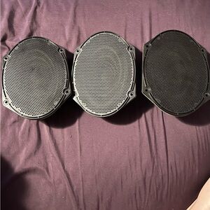 3 Oblong Car Speakers 6 x 8